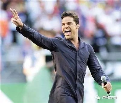 足球赛英文歌_足球英文歌_足球冠军歌曲英文翻译是什么