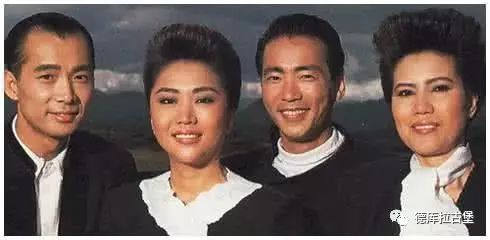 足球赛英文歌_足球英文歌_足球冠军歌曲英文翻译是什么